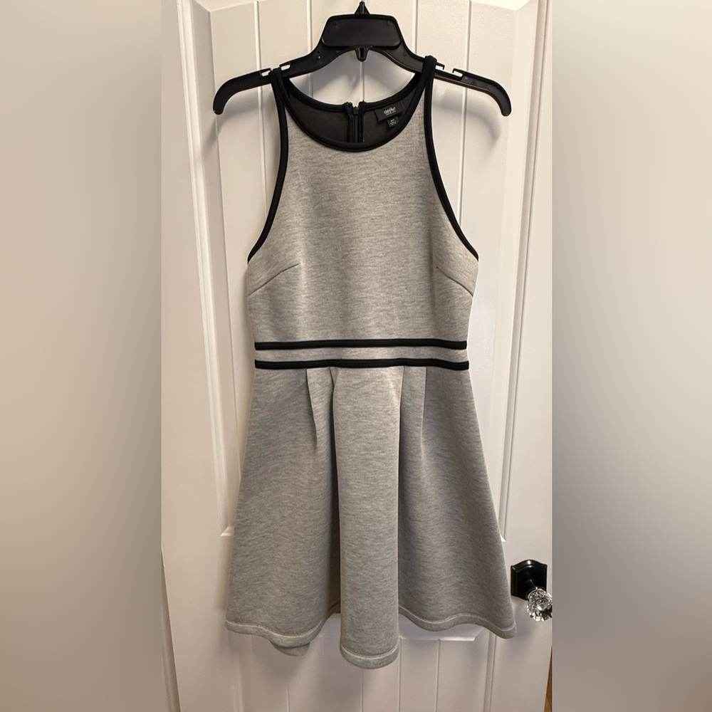 Mossimo Women's Gray Black Sleeveless A-Line Knee Length Dress Size Medium NWOT